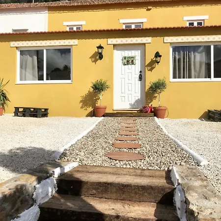 Comfortable House In With Modern Amenities * Alenquer